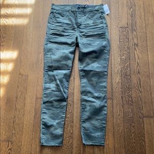 Gap camo 5 pocket pants